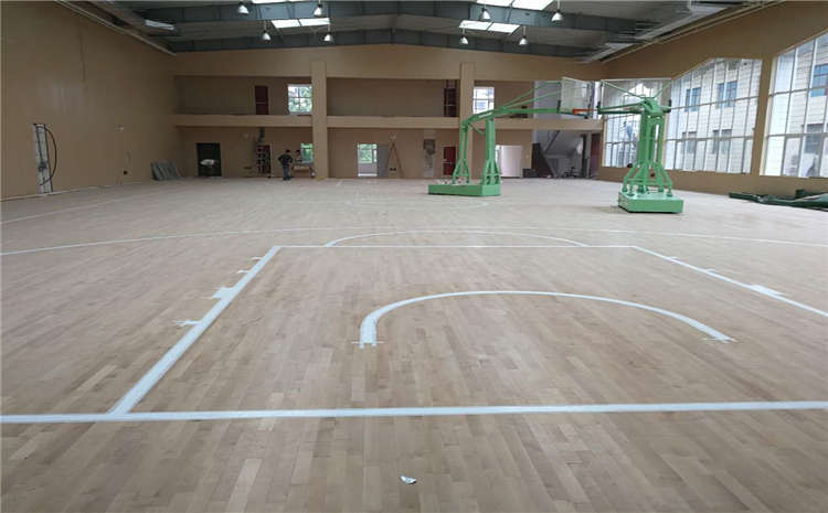 22厚運(yùn)動(dòng)體育地板怎么保養(yǎng)？