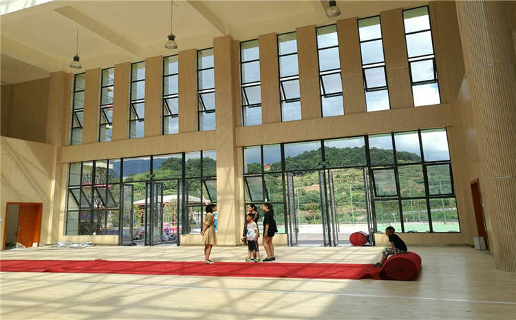 20厚體育館木地板廠家去哪找？