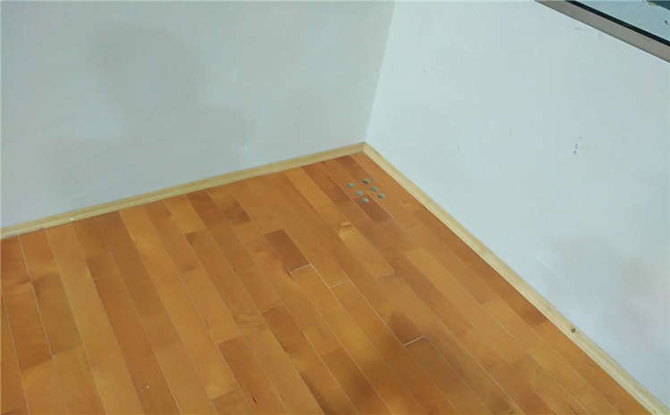 重慶20厚舞臺(tái)木地板廠家去哪找？