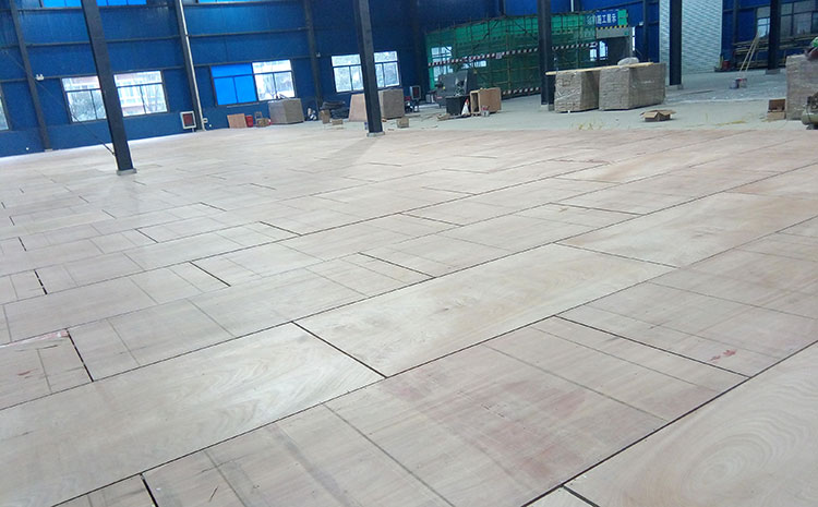 俄勒岡松運(yùn)動(dòng)籃球地板價(jià)格是多少錢(qián)？