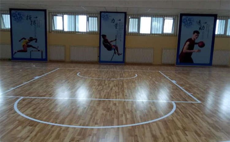 20厚舞臺(tái)實(shí)木地板廠家去哪找？