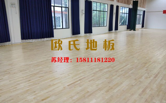 室內(nèi)羽毛球館怎么選擇運動木地板？