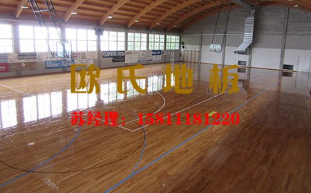 為什么大家都選擇籃球場實(shí)木地板呢？