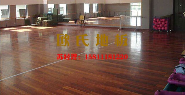 影響舞臺木地板廠家價(jià)格的原因——?dú)W氏舞臺木地板