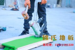 學(xué)?；@球館地板結(jié)構(gòu)