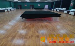室內(nèi)風(fēng)雨操場實木地板廠家報價