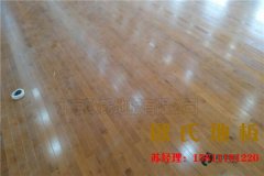 如何判斷體育館木地板是否需要翻新？翻新的步驟又是怎樣的呢