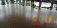 運(yùn)動木地板的球體反彈能力