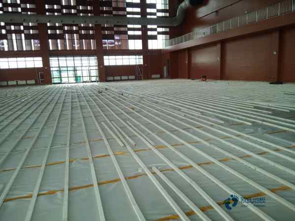 體育地板適合跳繩場地嗎？